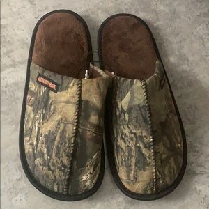 Mossy Oak men’s slippers size 9/10